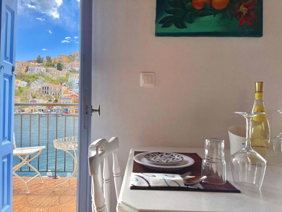 Apartament Nikolakis, Seafront - Harbor View Simi Zewnętrze zdjęcie